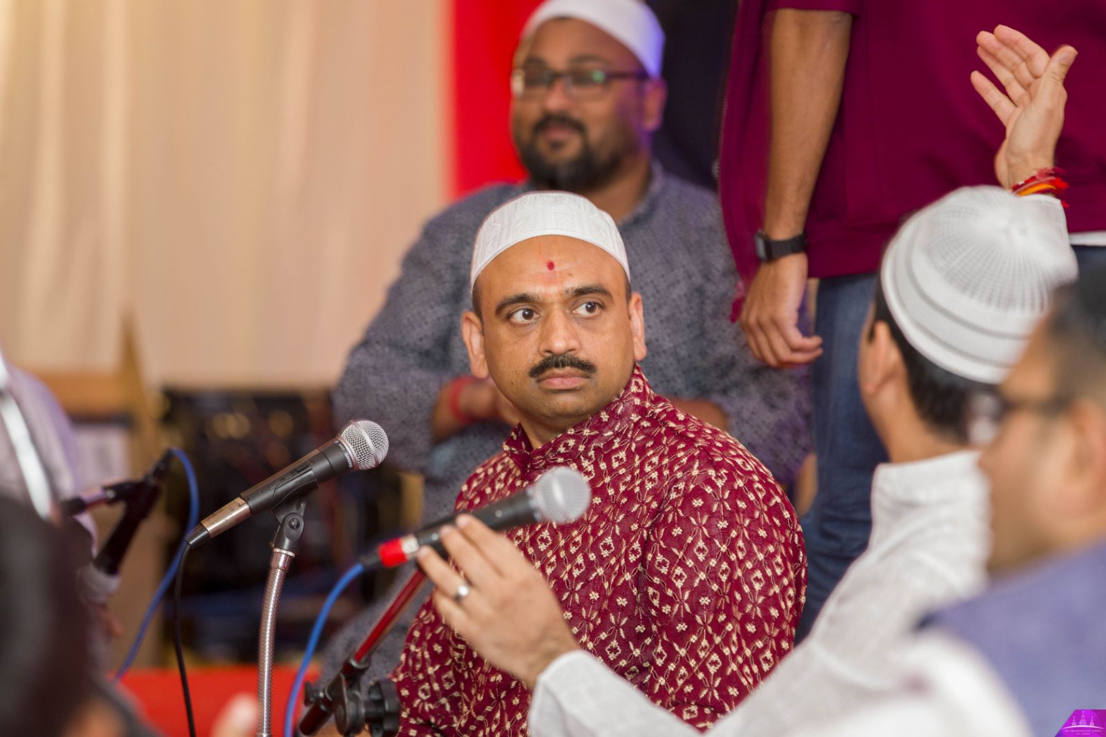 ©1987-2017 SKS Swaminarayan Temple East London